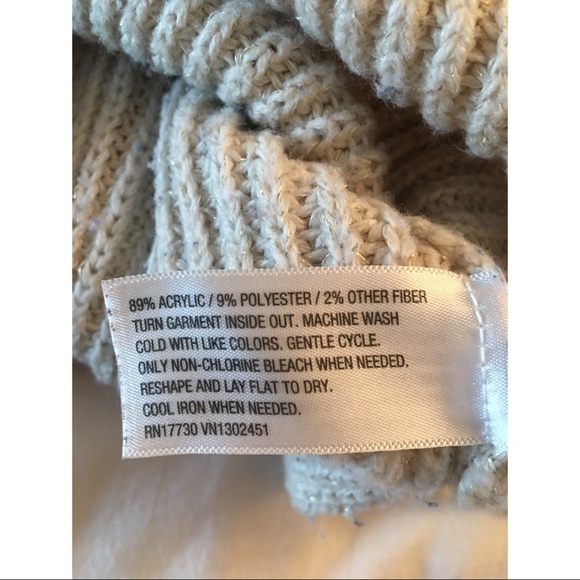 Sweater - Picture 4 of 7